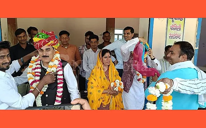 श्योपुर में अतिरिक्त मुख्य सचिव कुंजीलाल मीणा का जोरदार स्वागत, समाज के विकास पर दिया जोर