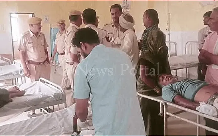 धार्मिक मेले के मामूली विवाद में खूनी 'लाठी-भाटा जंग', हतिजर गांव में 25 लोग घायल 🤕