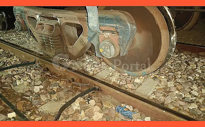 लाखेरी स्टेशन पर मालगाड़ी का 'डेंजर क्रॉस', 3 डिब्बे पटरी से उतरे; 3 दिन में दूसरी बड़ी लापरवाही