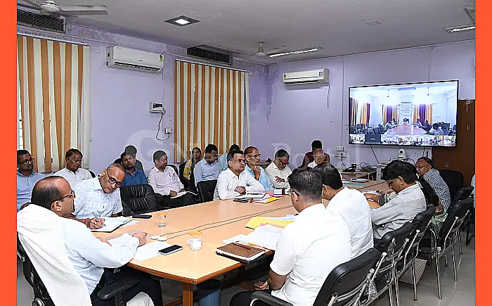 भूमि आवंटन और आपदा प्रबंधन पर जिला कलेक्टर ने दिए त्वरित निस्तारण के निर्देश