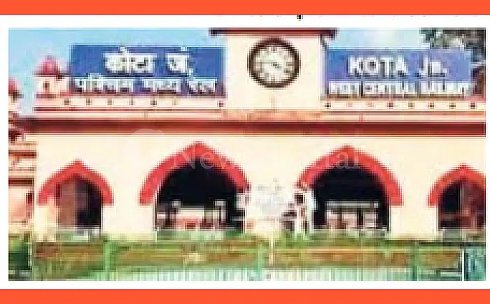 डीआरएम के पार्किंग सुधार के निर्देश, गंदगी पर तीन लाख जुर्माना