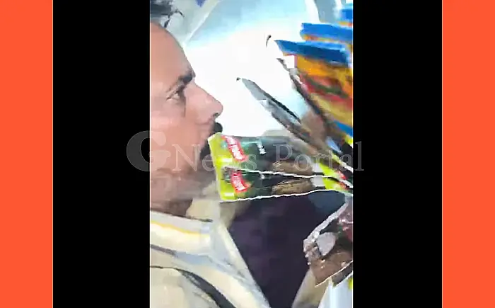 यात्रियों की पसंद कमला विमल ट्रेनों में धड़ल्ले से बिक रहे गुटके सिगरेट