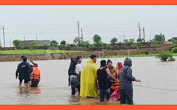 बारिश का कहर: चंबल में 6 लोग बहे, परीक्षा देने गई युवती की नाले में बहने से मौत