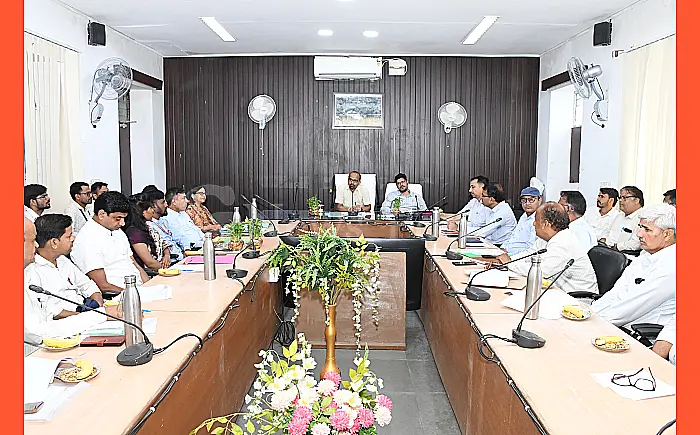 सवाई माधोपुर: जिला निष्पादन समिति की बैठक संपन्न, विद्यार्थियों की सुरक्षा और बेहतर शिक्षा पर जोर