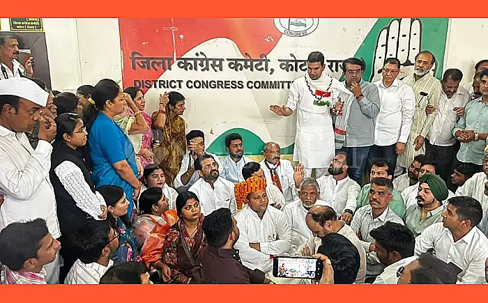 कोटा कांग्रेस में 'सिरफुटव्वल': धारीवाल और गुंजल समर्थक आपस में भिड़े, बैठक में जमकर धक्का-मुक्की और हंगामा