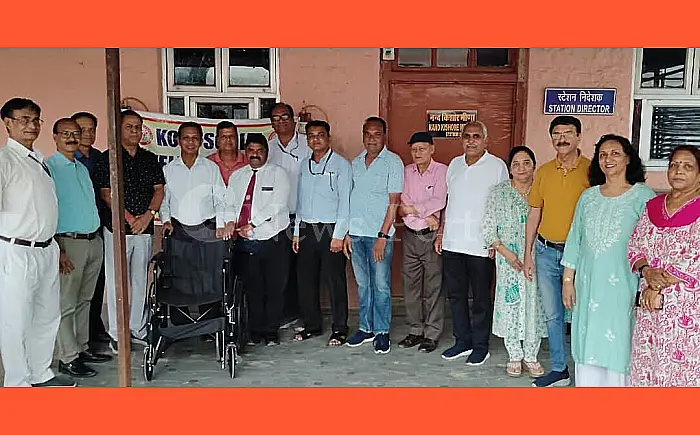 सोशल वेलफेयर फोरम ने कोटा स्टेशन पर भेंट की व्हीलचेयर, यात्रियों को मिलेगी सुविधा