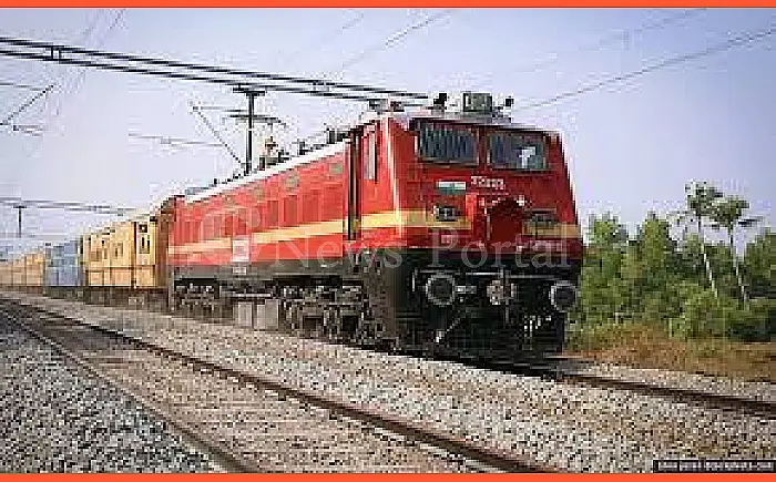 सूरत की जगह ऊधना में रुकेंगी ट्रेनें