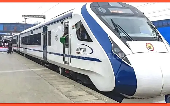 वंदे भारत एक्सप्रेस भटकी रास्ते से, गोवा जाने वाली ट्रेन पहुंची कल्याण